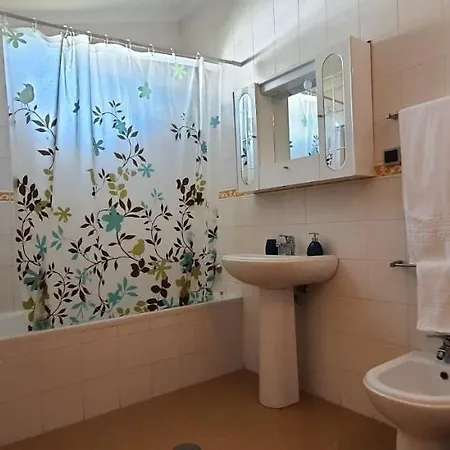 Pedras Pretas * Letterkenny