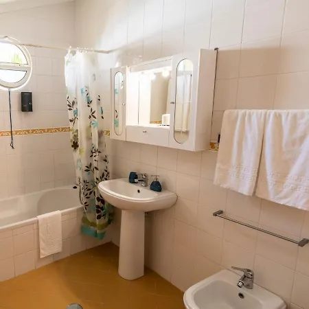 Daire Pedras Pretas *