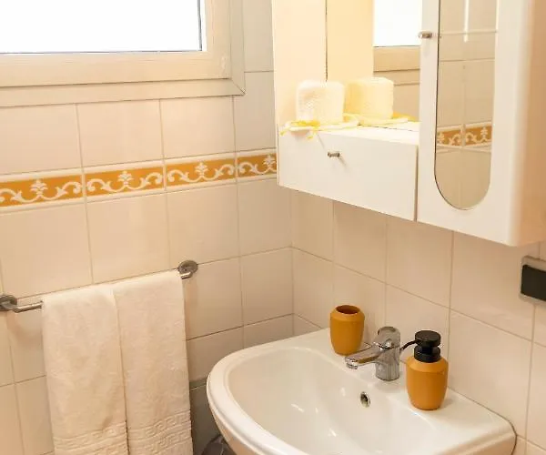 Pedras Pretas Apartment *